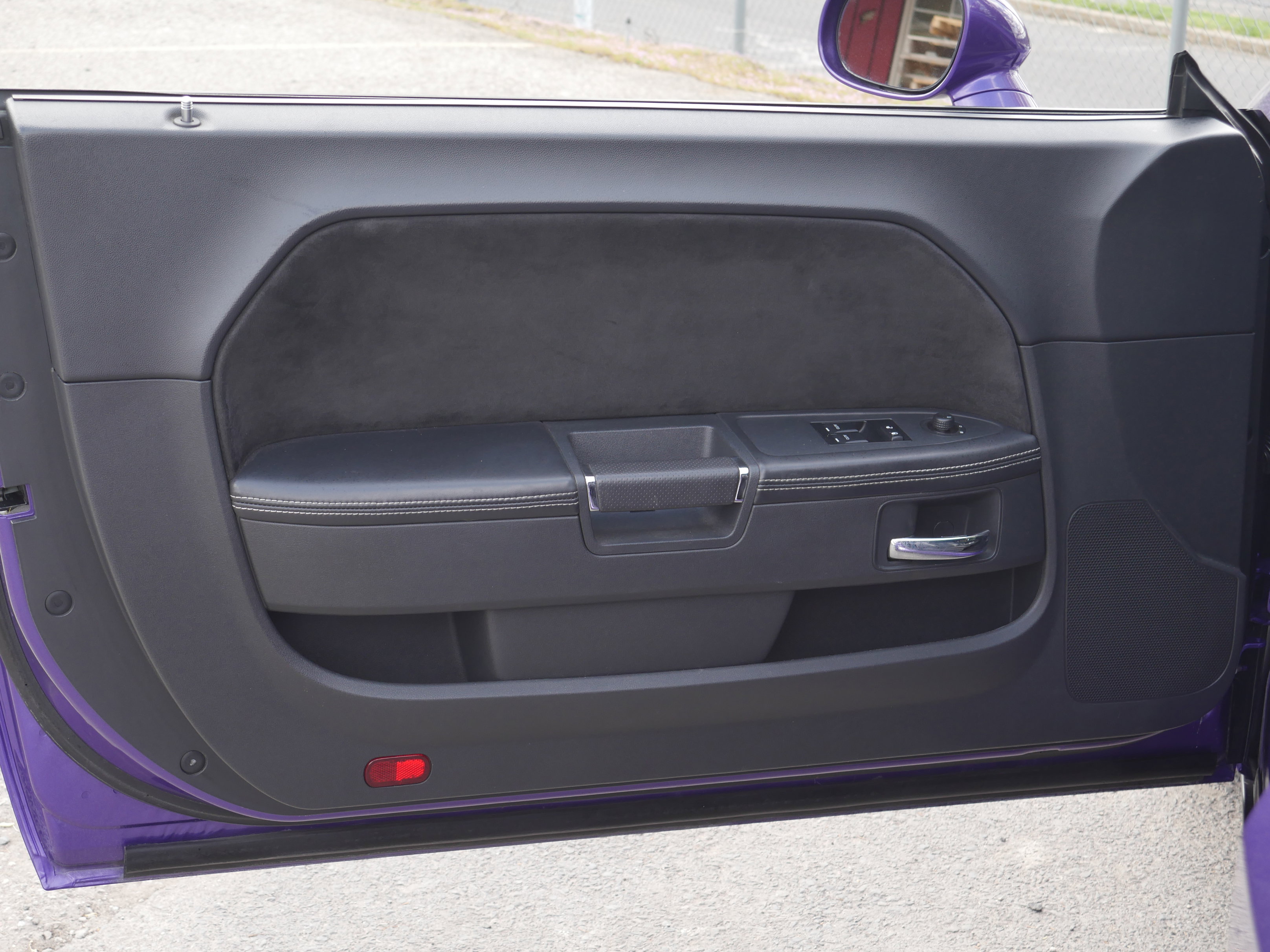 Used 2014 Dodge Challenger SRT8 RWD image 32