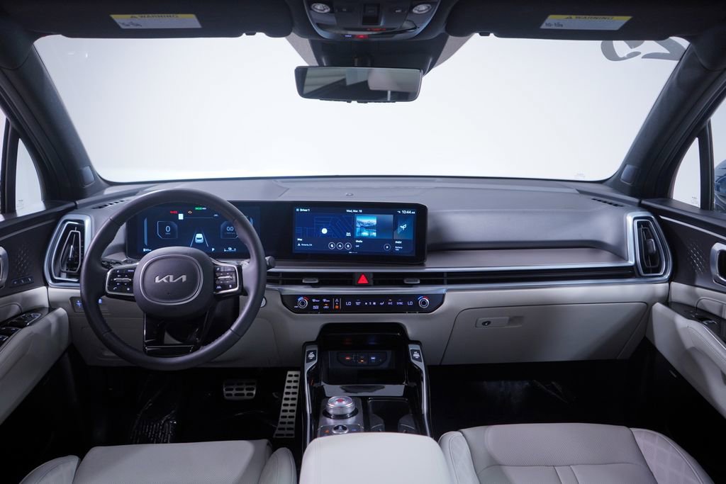 Used 2025 Kia Sorento SX Prestige image 11