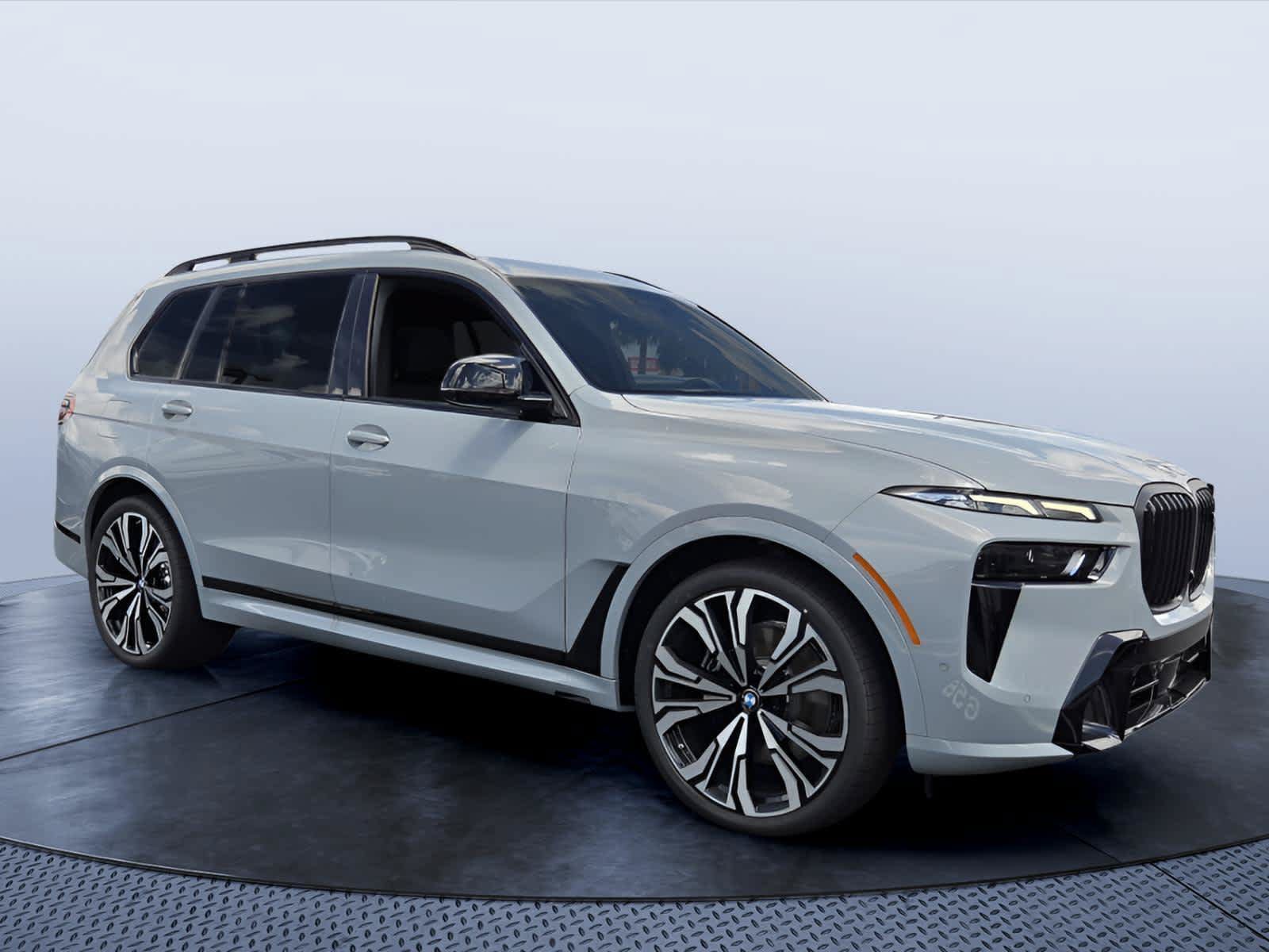New 2027 BMW X7 M60i AWD/4WD image 1