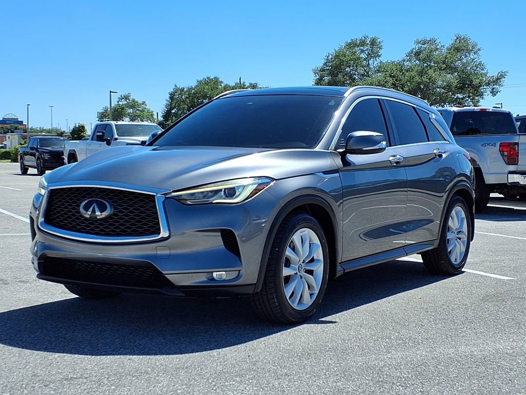 Used 2019 INFINITI QX50 Luxe w/ Cargo Package FWD image 3