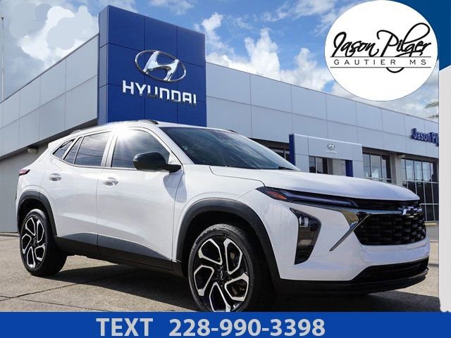Used 2024 Chevrolet Trax RS w/ Driver Confidence Package image 1