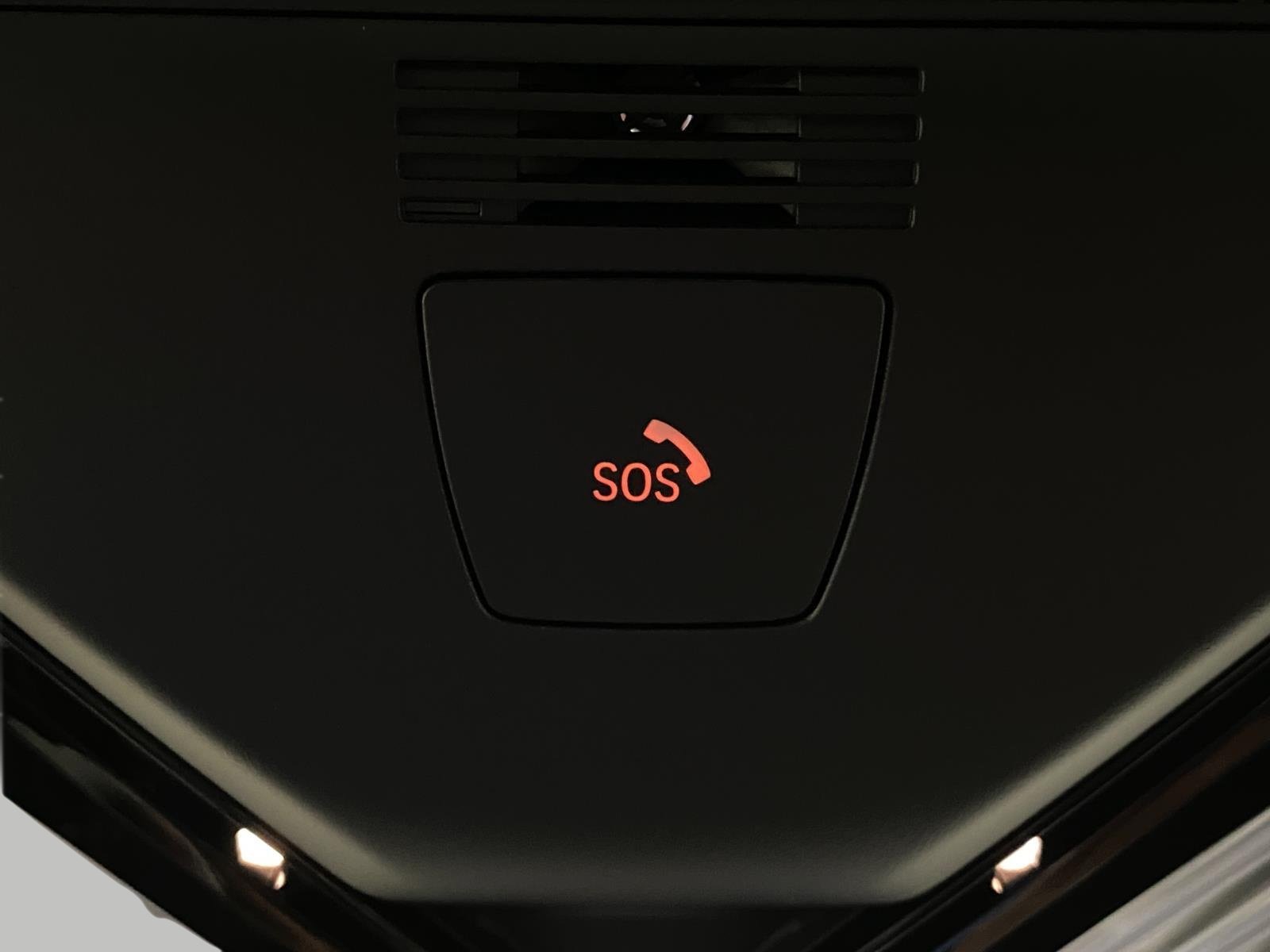 New 2026 BMW M2 w/ Lighting Package RWD image 27