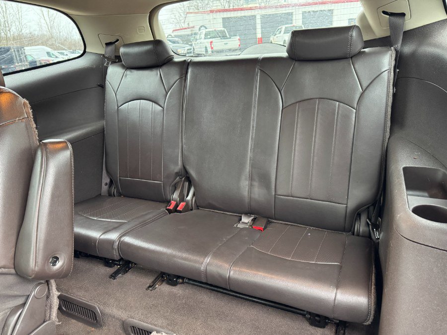 Used 2014 Buick Enclave Premium w/ Trailering Provision Package image 27