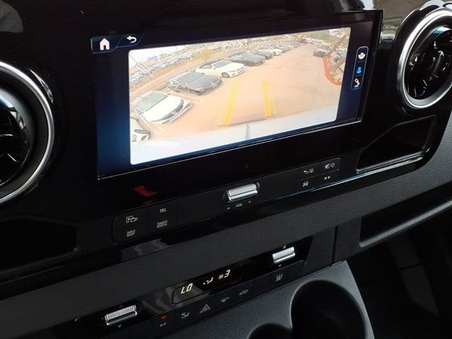 New 2025 Mercedes-Benz eSprinter 170 Cargo image 6