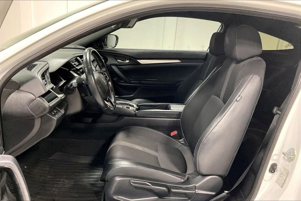 Used 2020 Honda Civic Sport image 32