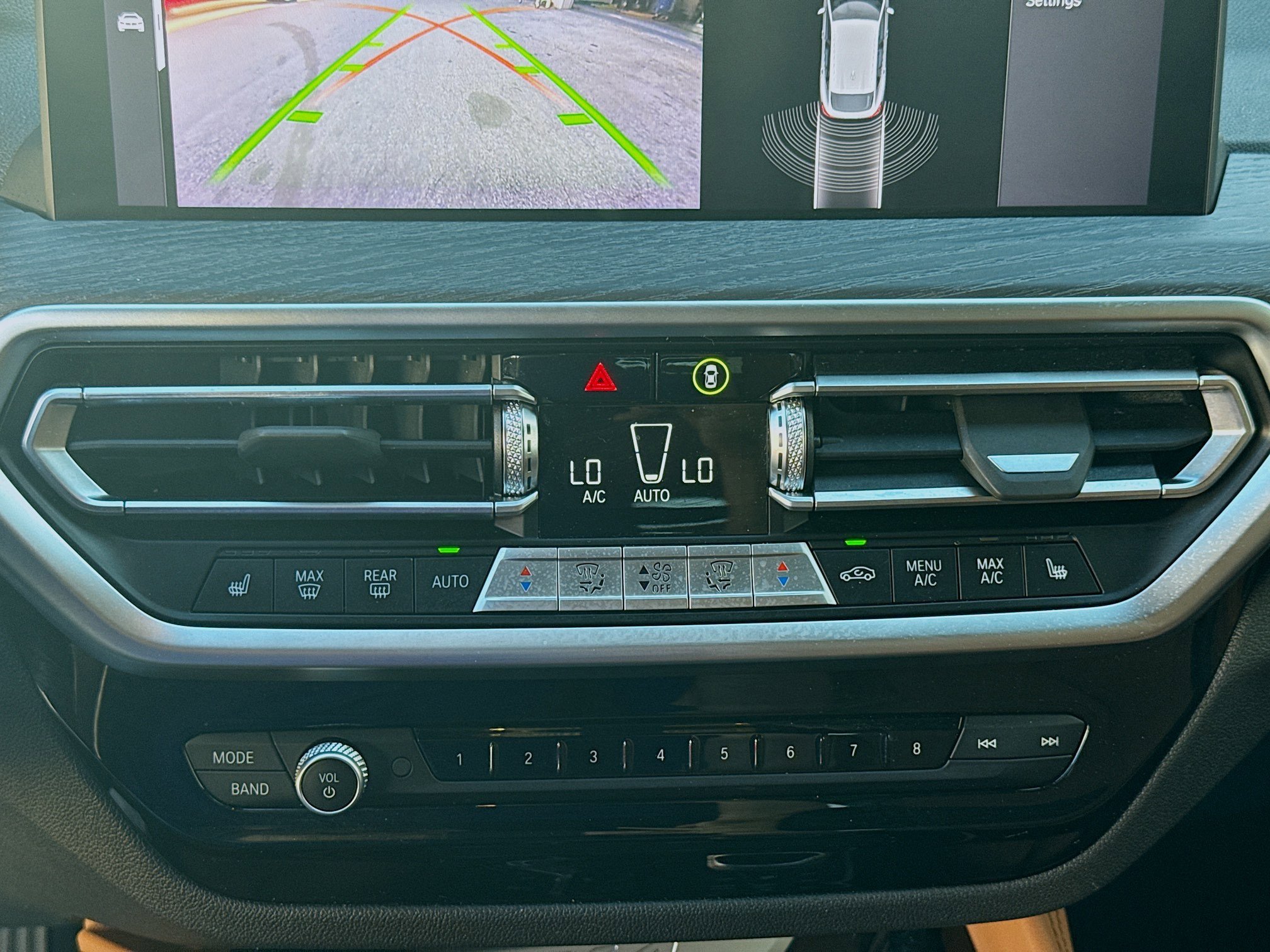 Used 2023 BMW X4 xDrive30i w/ Premium Package image 15