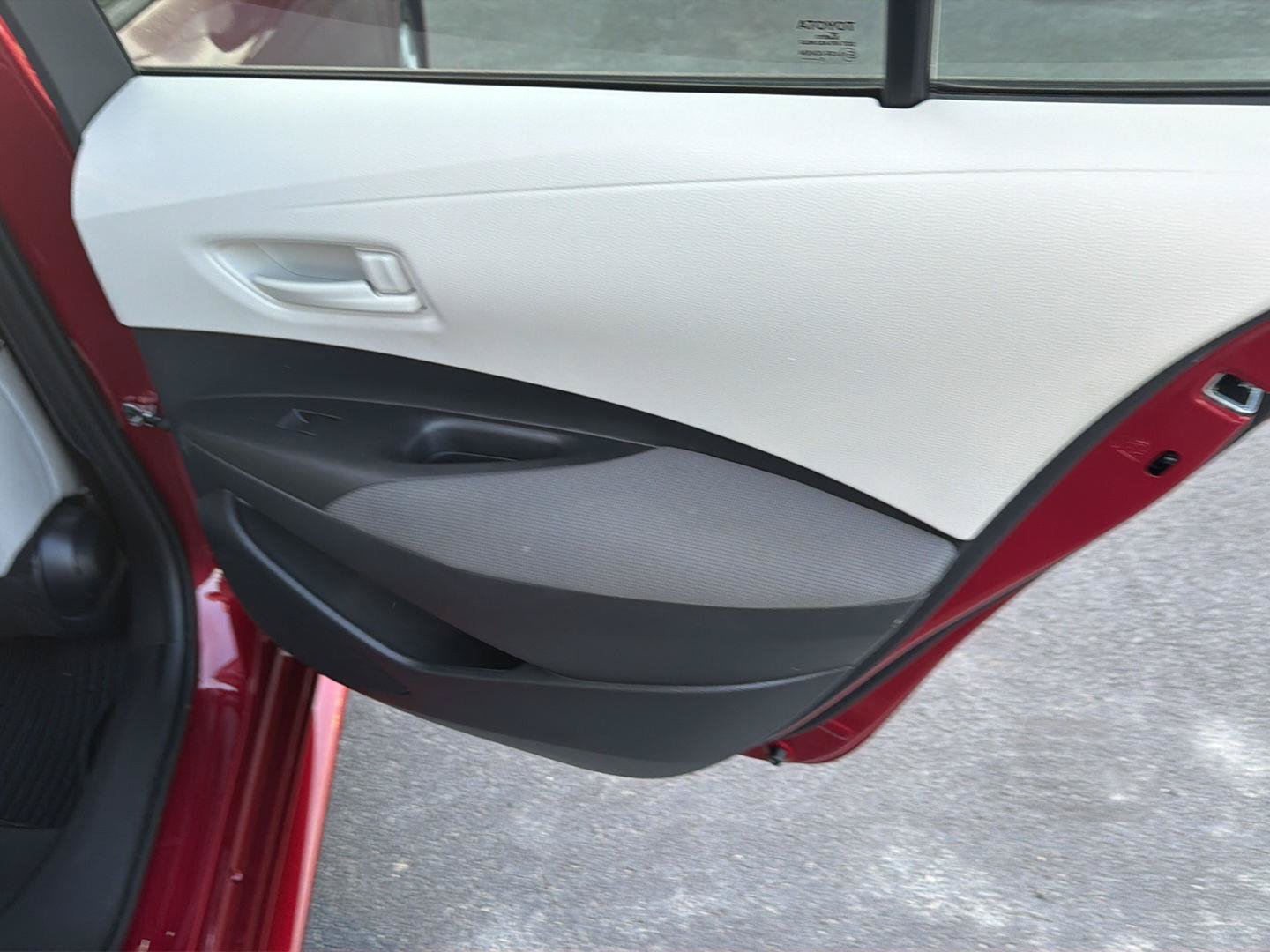 Certified 2025 Toyota Corolla LE w/ Convenience Package FWD image 15