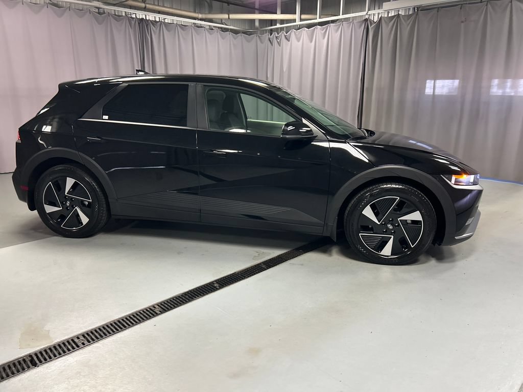 New 2026 Hyundai Ioniq 5 SEL AWD/4WD image 8