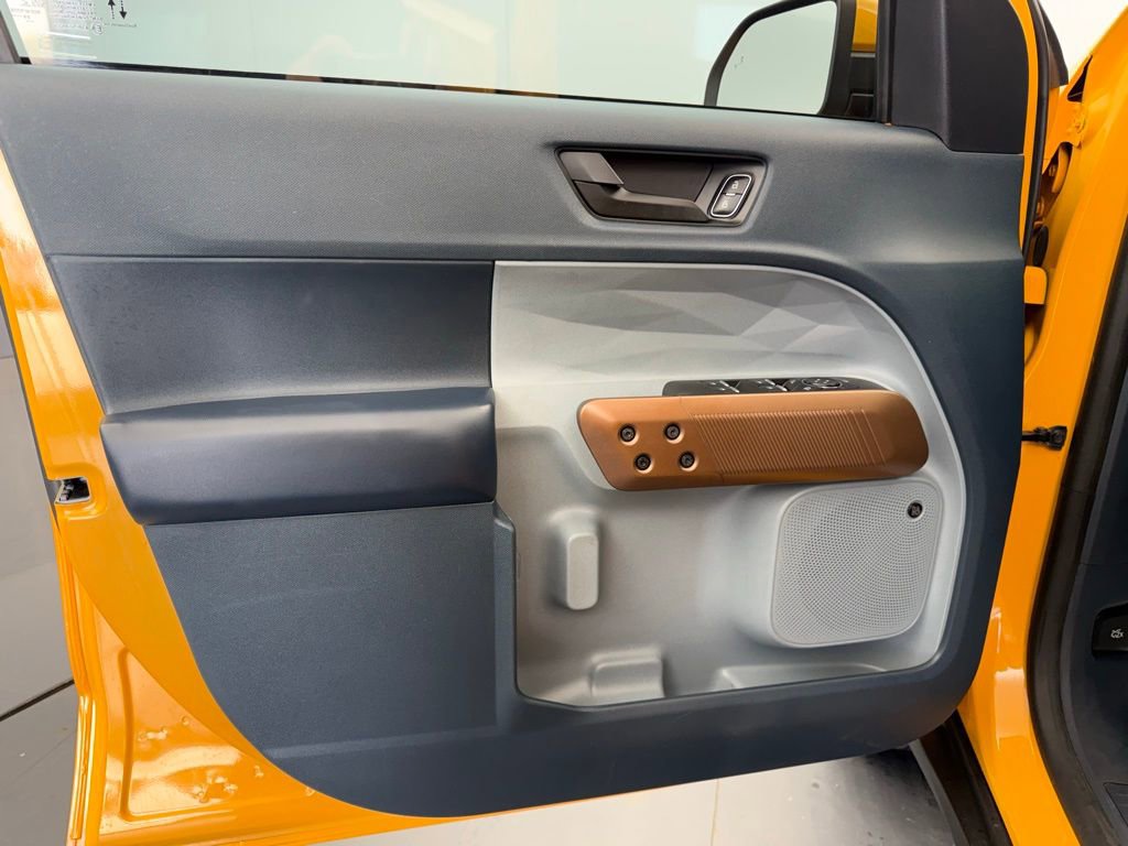 Used 2022 Ford Maverick Lariat w/ Lariat Luxury Package AWD/4WD image 22