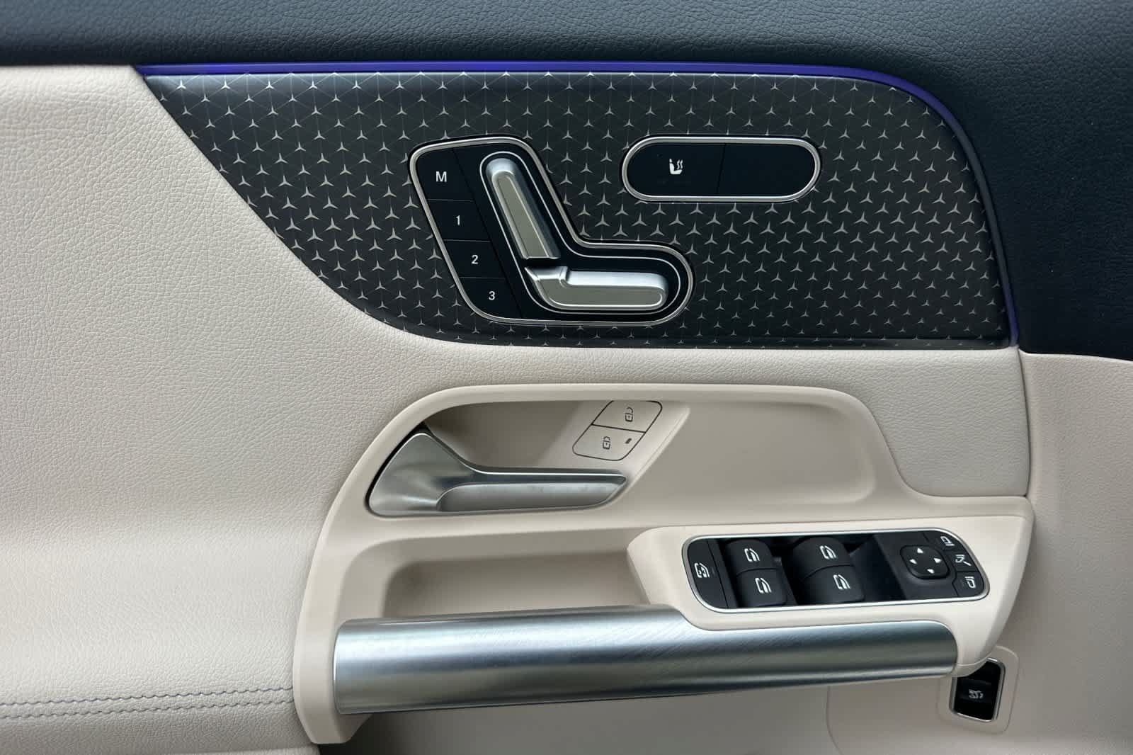Certified 2026 Mercedes-Benz GLA 250 4MATIC image 10