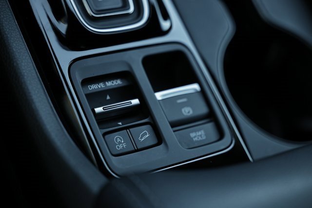 Used 2025 Honda Pilot EX-L image 40