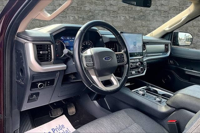 Used 2023 Ford Expedition XLT AWD/4WD image 17