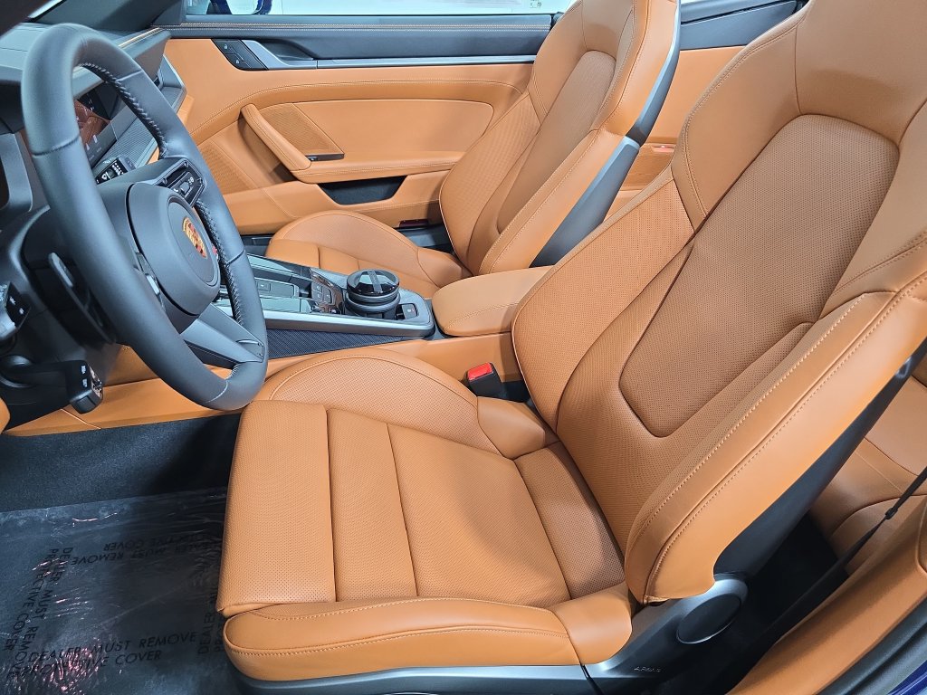 New 2026 Porsche 911 Carrera RWD image 5