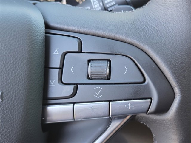 New 2025 Cadillac XT6 Luxury image 23