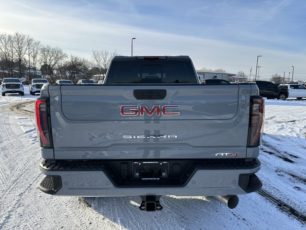 Used 2025 GMC Sierra 3500 AT4 image 6
