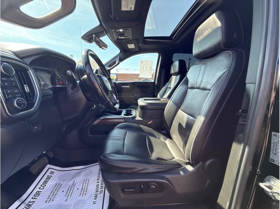 Used 2019 Chevrolet Silverado 1500 High Country w/ Technology Package AWD/4WD image 19
