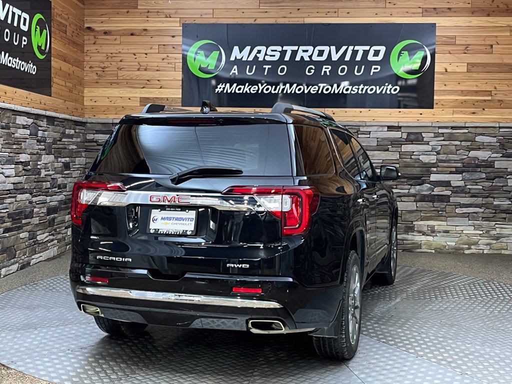 Used 2022 GMC Acadia Denali w/ Denali Technology Package AWD/4WD image 24