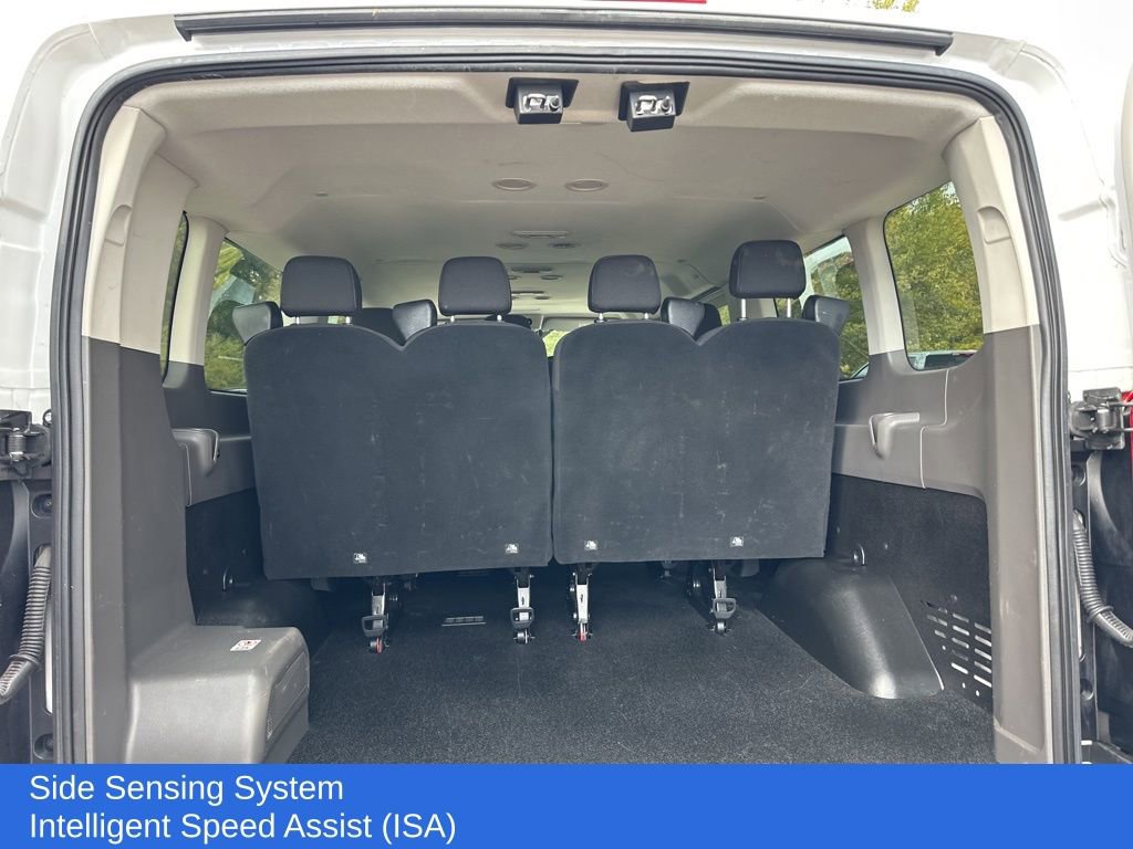 Used 2023 Ford Transit 350 XLT image 23
