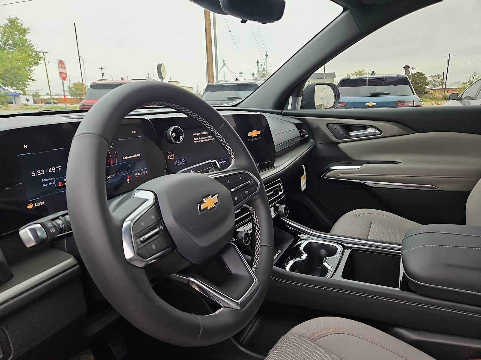 New 2026 Chevrolet Traverse LT w/ Driver Confidence Package image 10