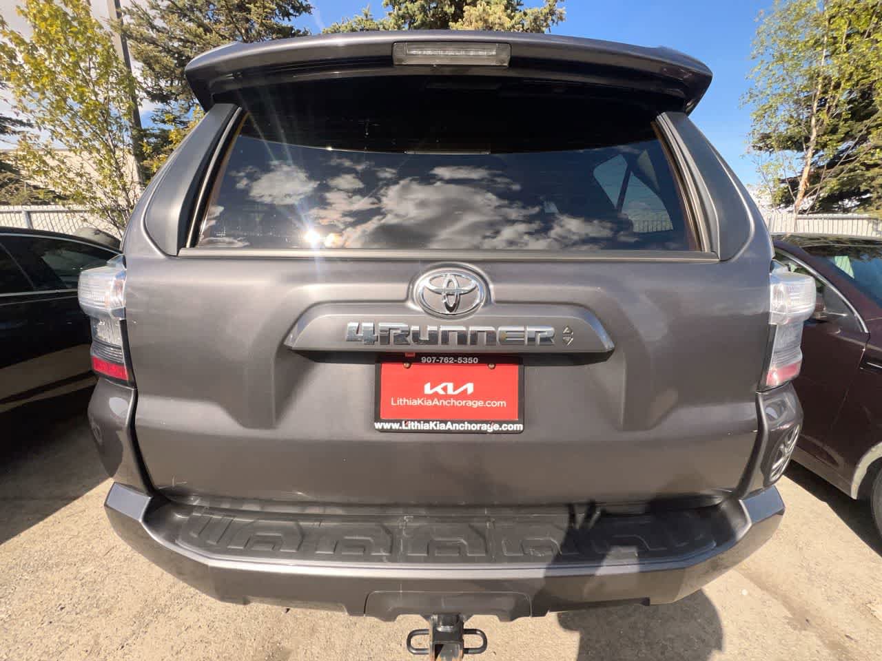 Used 2023 Toyota 4Runner SR5 AWD/4WD image 27
