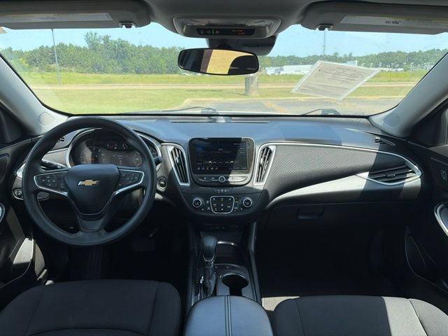 Used 2024 Chevrolet Malibu LT FWD image 7
