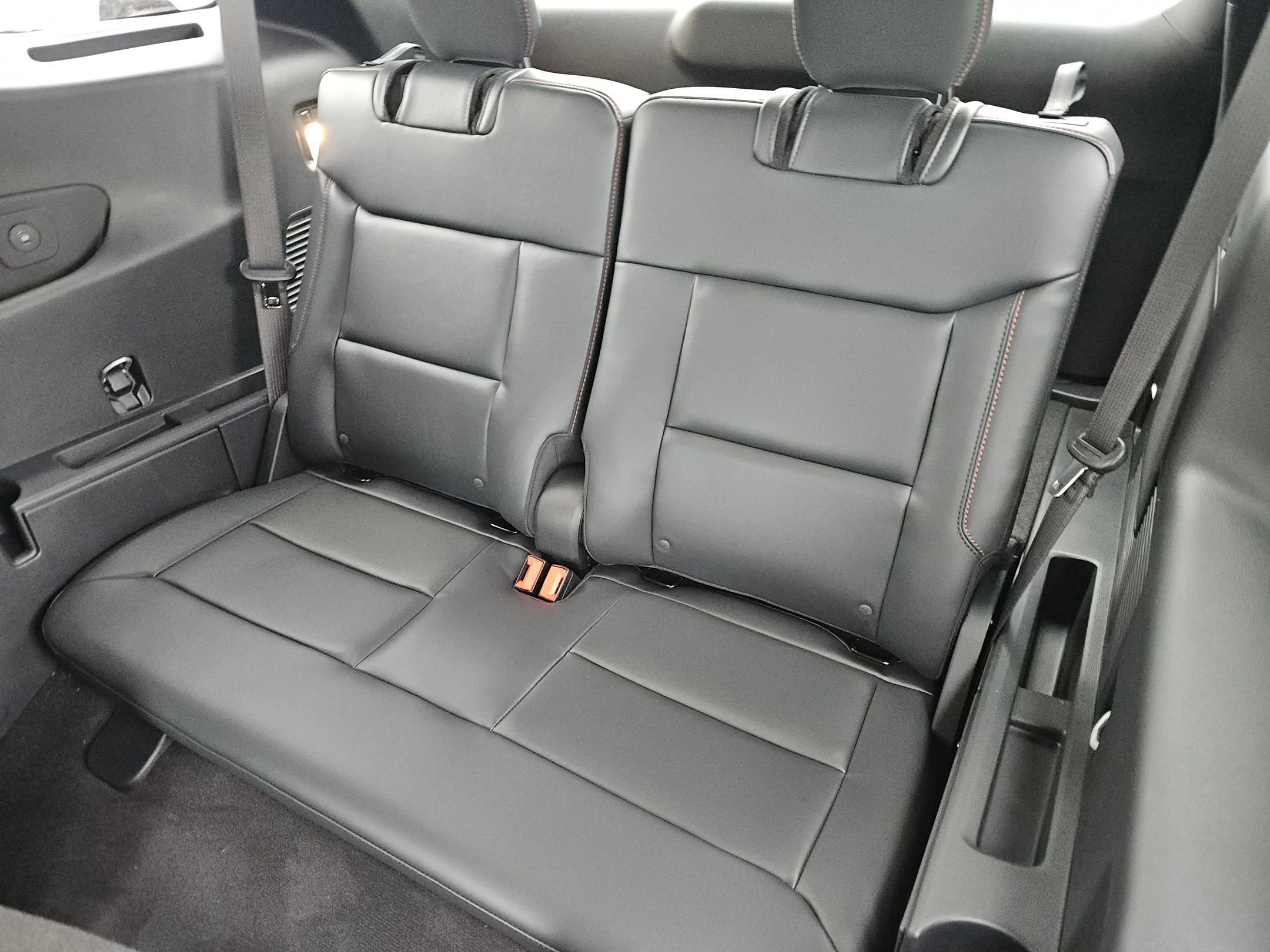 New 2026 Ford Explorer ST-Line w/ ST-Line Street Pack image 15