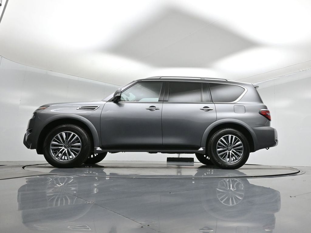 Used 2024 Nissan Armada SL image 8