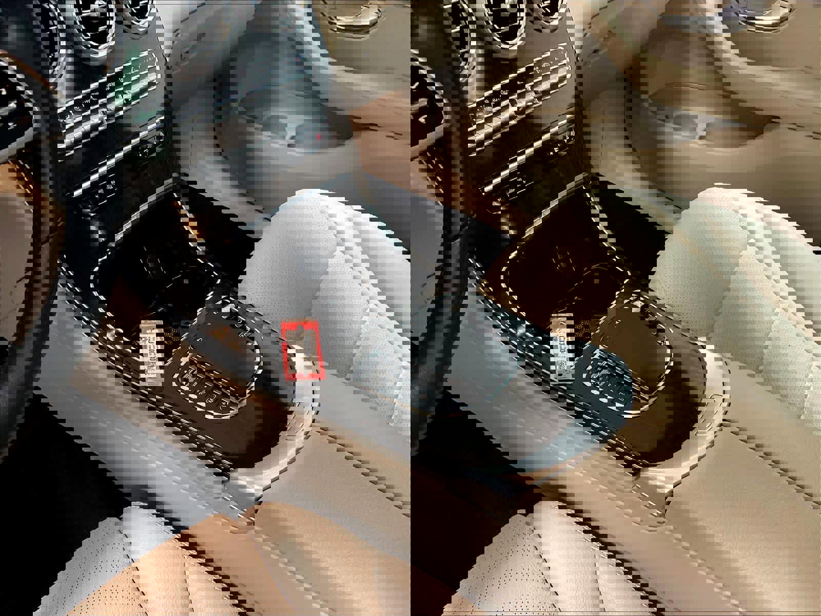 Used 2022 Mercedes-Benz GLC 300 4MATIC image 20