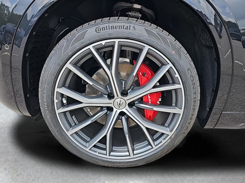 New 2024 Maserati Grecale Modena image 14
