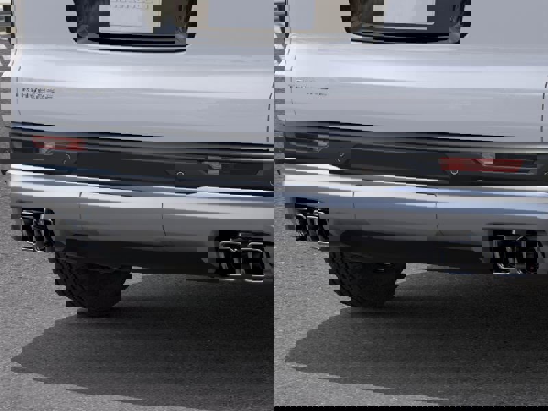 Used 2026 Chevrolet Traverse LT w/ Driver Confidence Package image 14