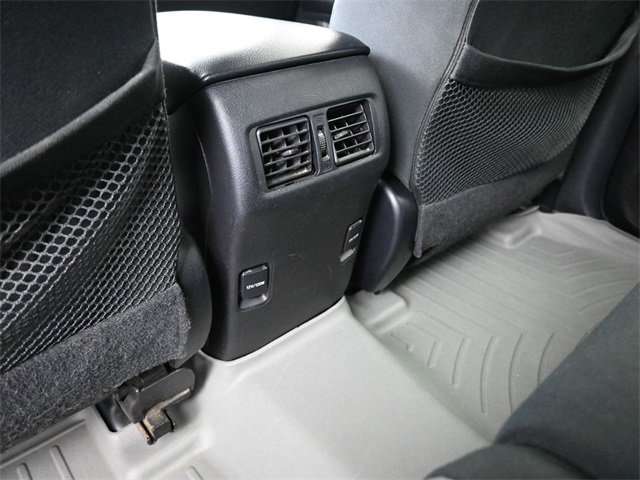 Used 2015 Toyota 4Runner SR5 image 24