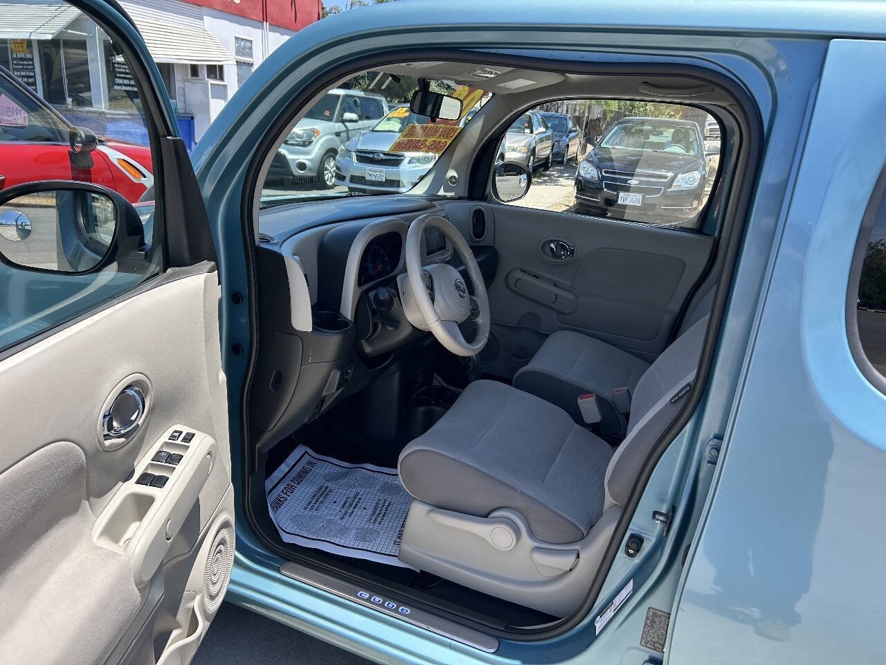 Used 2009 Nissan Cube 1.8 SL w/ SL Preferred Pkg FWD image 18
