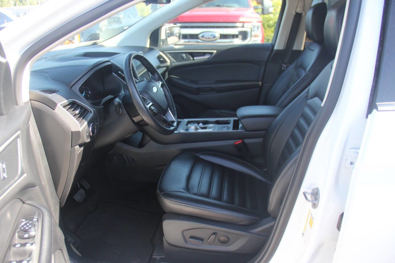 Used 2024 Ford Edge SEL image 23