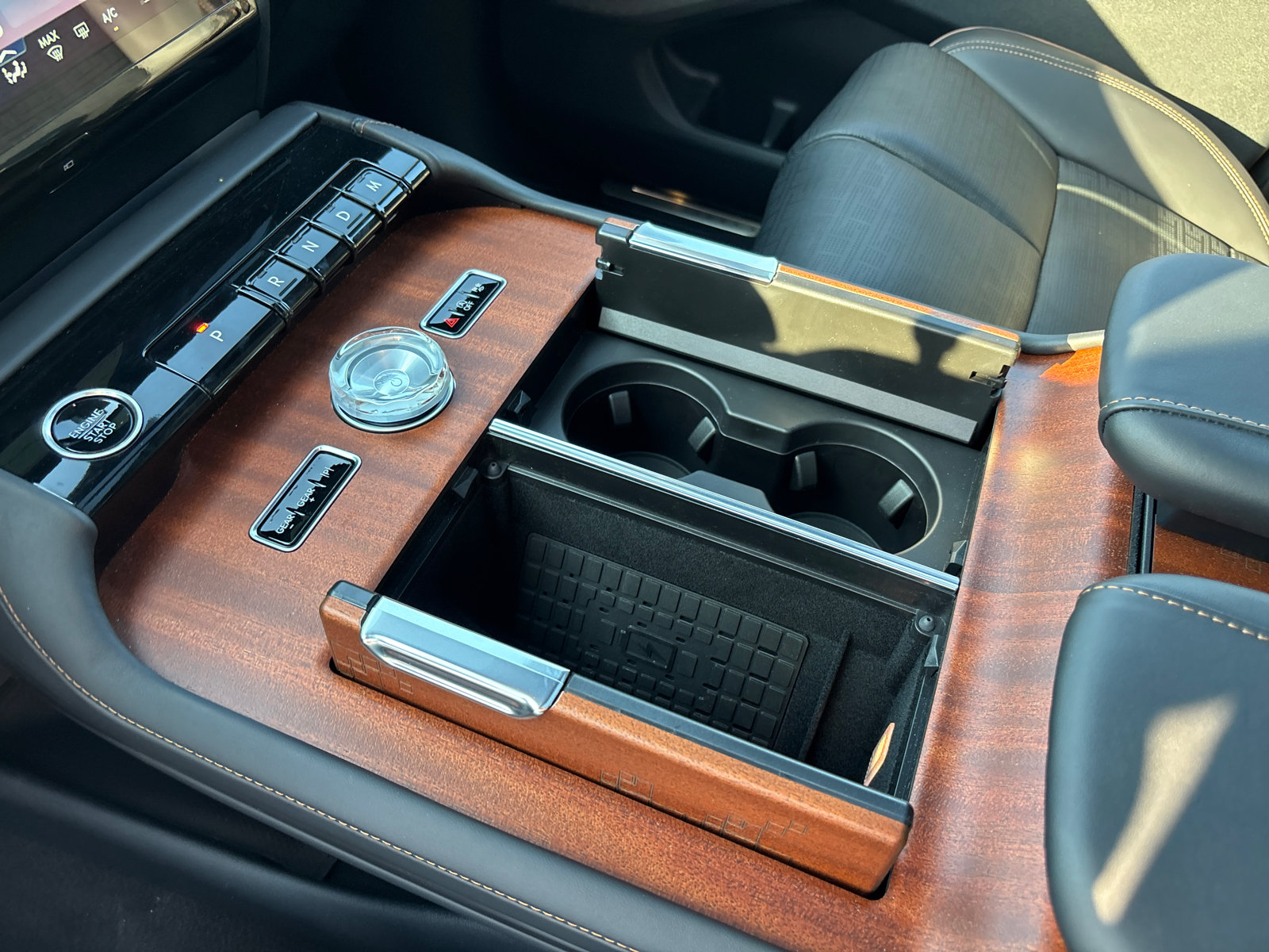 New 2026 Lincoln Navigator Black Label AWD/4WD image 23