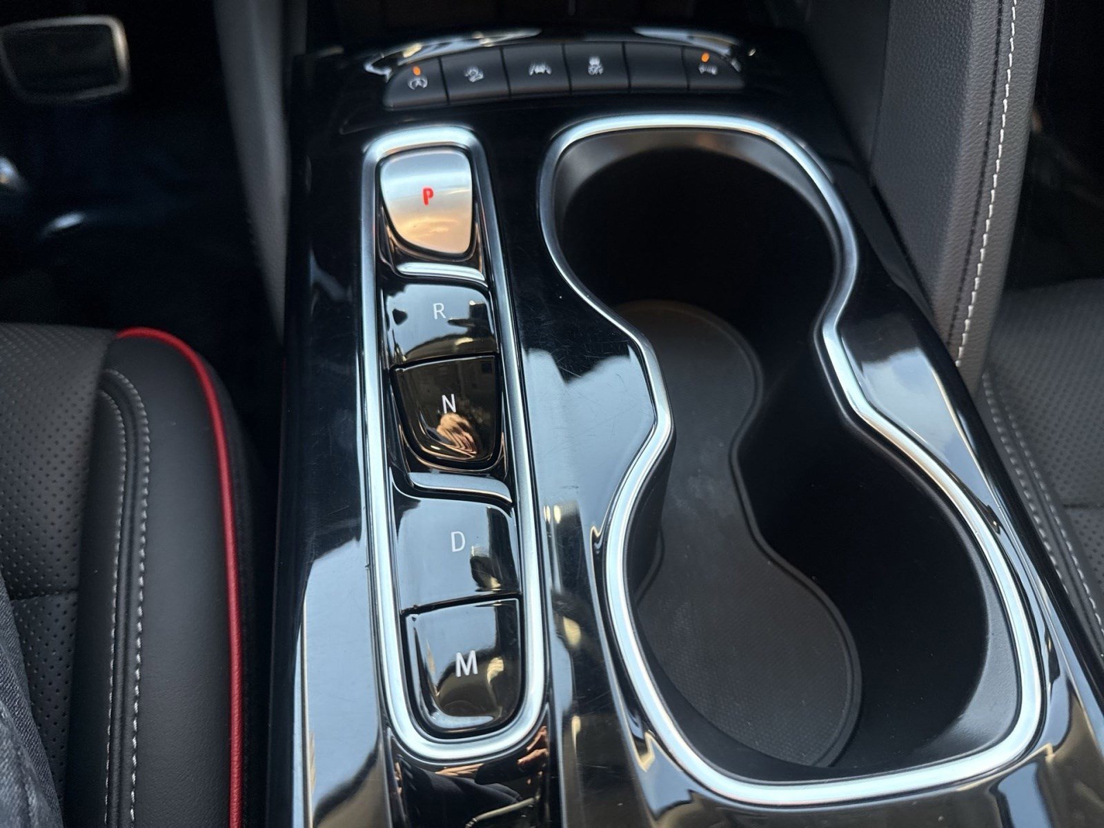 Used 2023 Buick Envision Essence w/ Sport Touring Package image 20