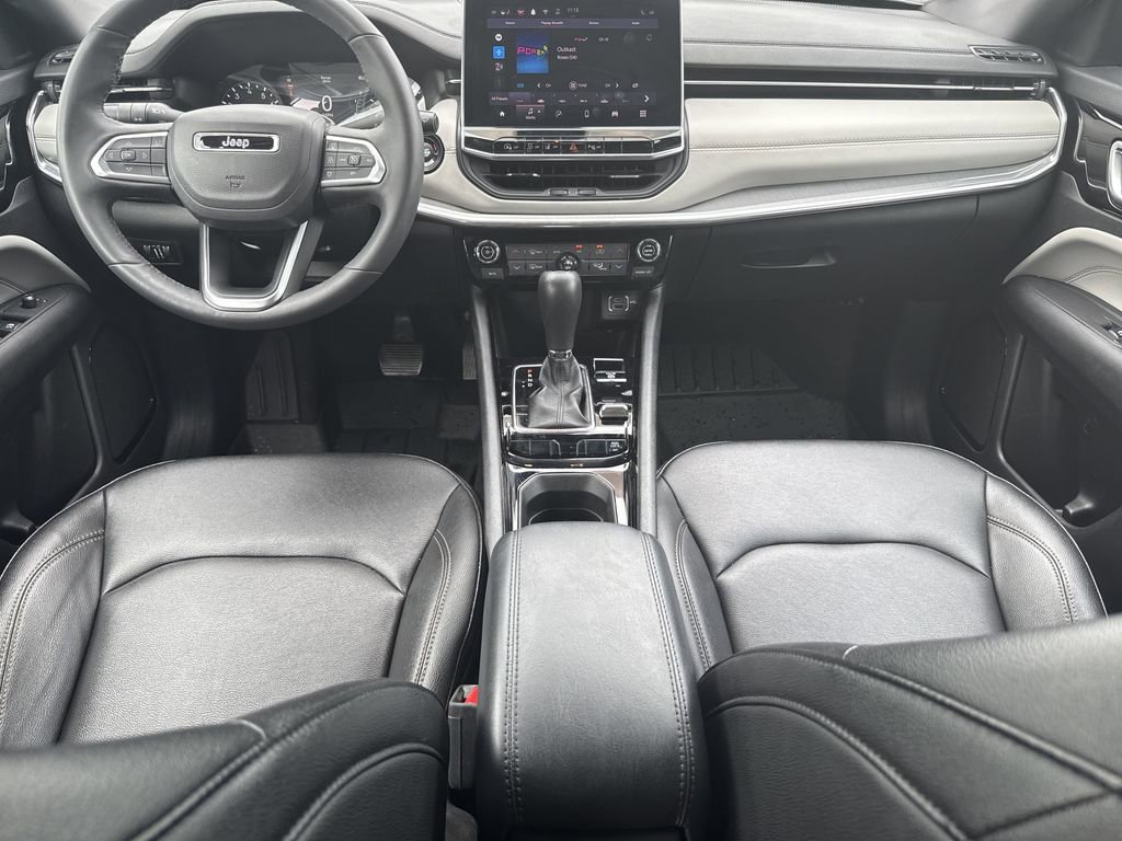 Used 2024 Jeep Compass Limited image 26