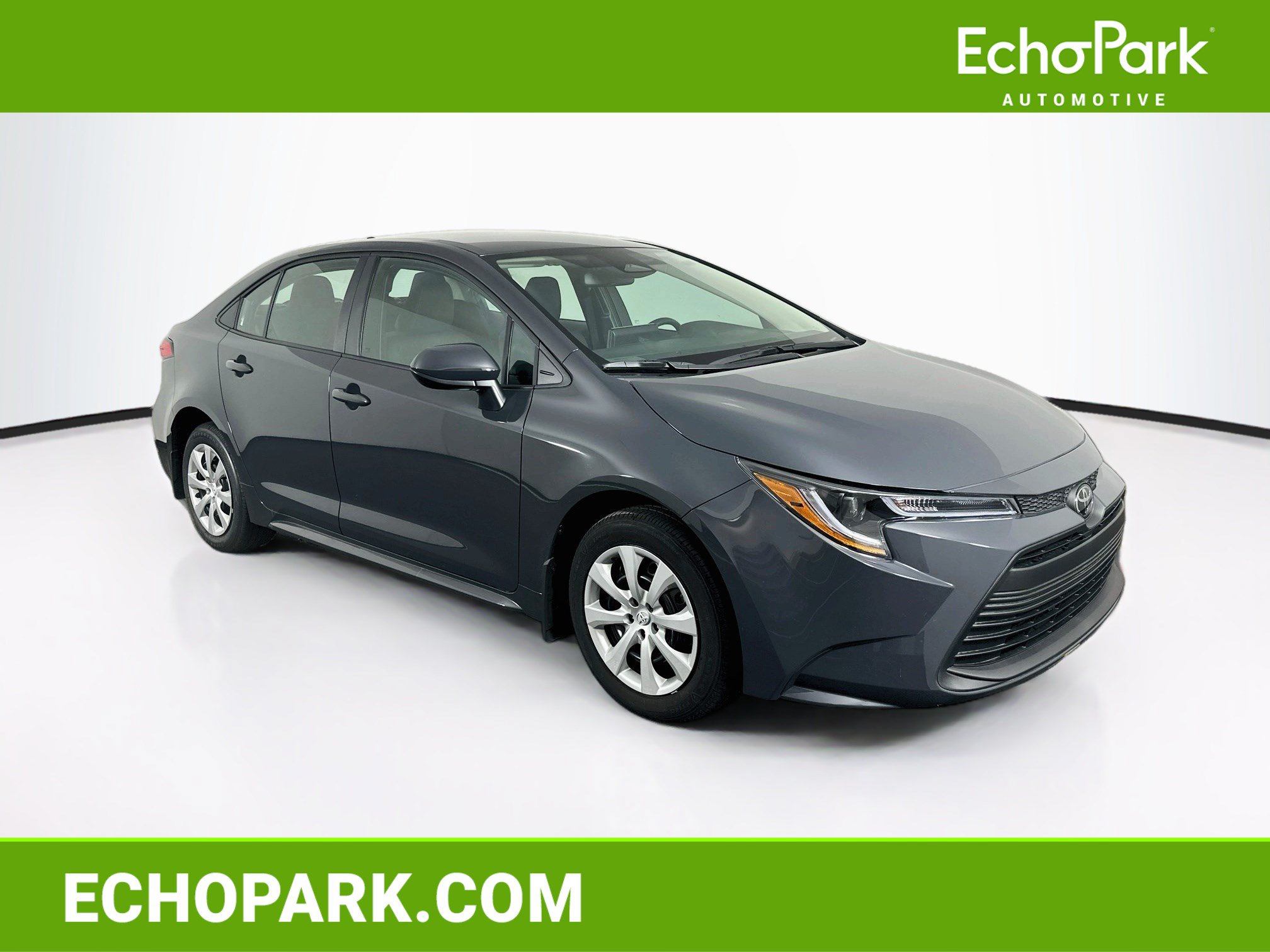 Used 2026 Toyota Corolla LE FWD image 1
