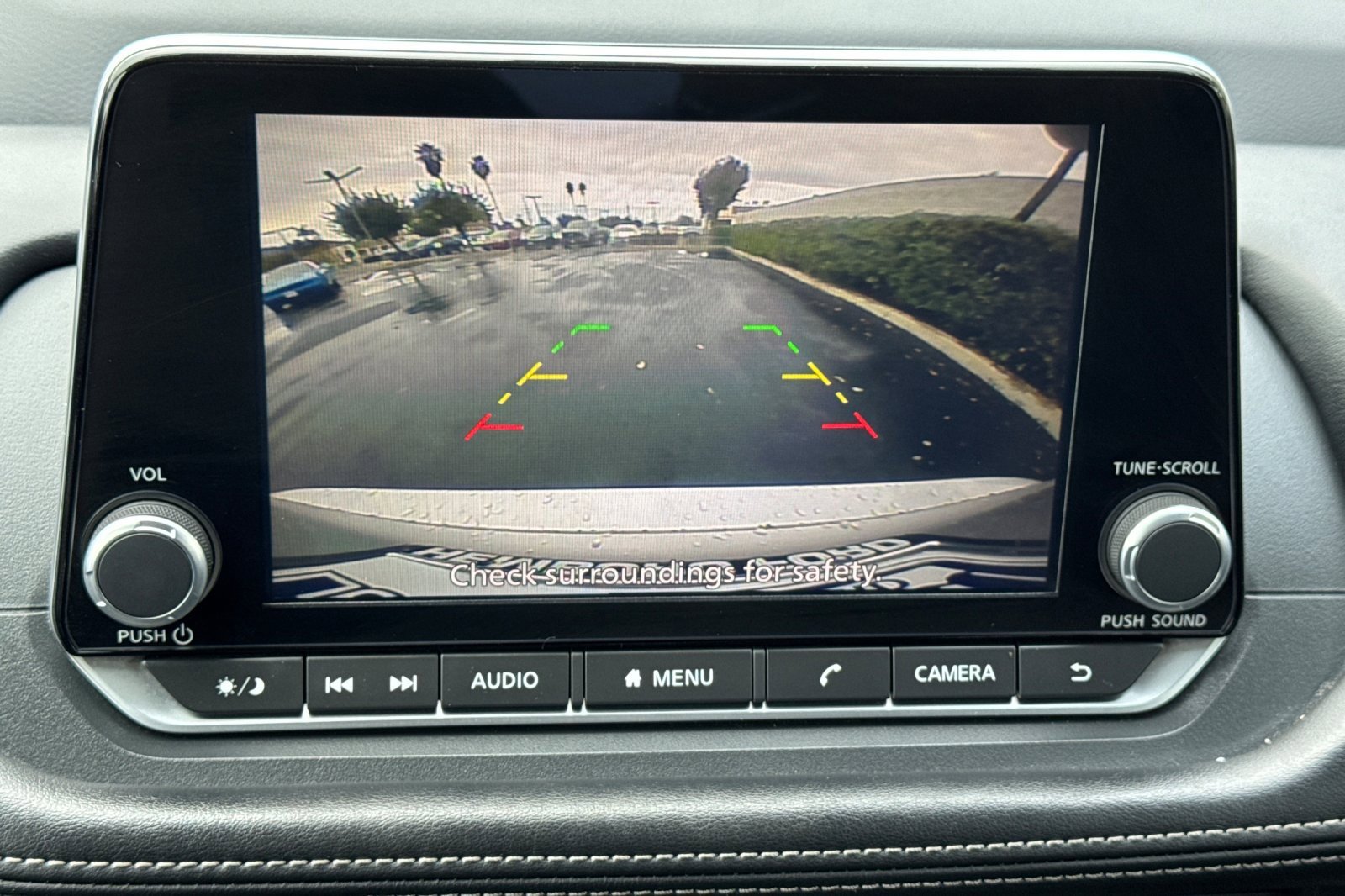 Used 2024 Nissan Rogue SV image 19