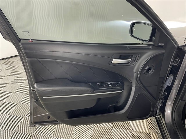Used 2023 Dodge Charger R/T w/ Plus Group image 17