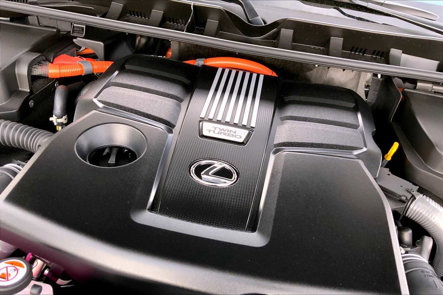 New 2025 Lexus LX 700h Luxury image 17