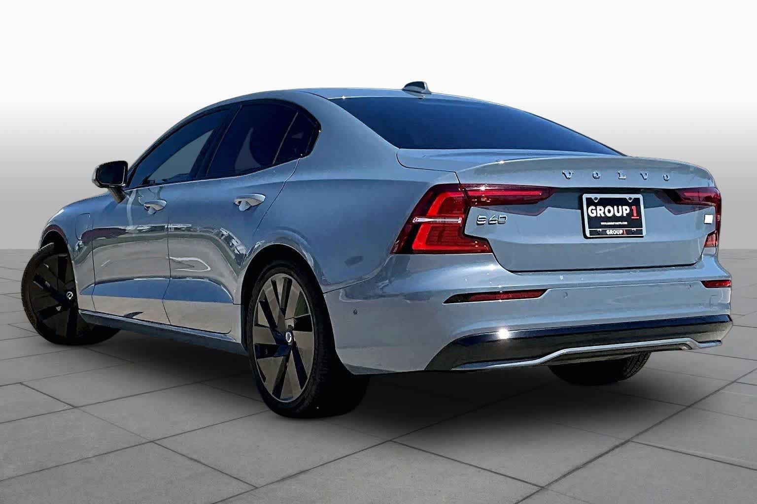 Used 2024 Volvo S60 T8 Ultimate AWD/4WD image 12