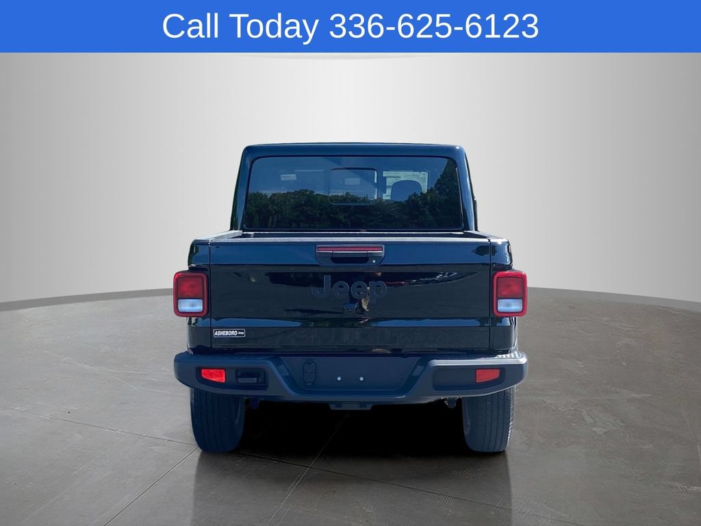 New 2025 Jeep Gladiator Sport AWD/4WD image 8