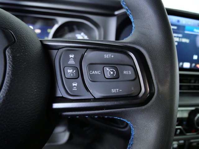 Used 2024 Jeep Wrangler Unlimited Rubicon 4xe AWD/4WD image 25