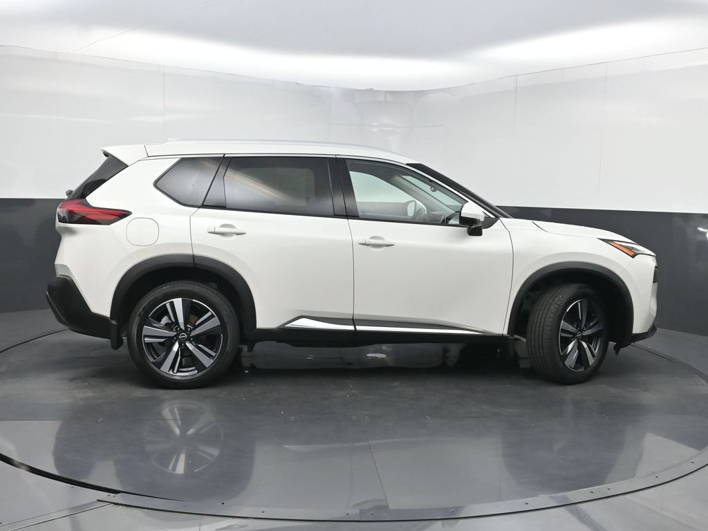 Used 2023 Nissan Rogue SL FWD image 40
