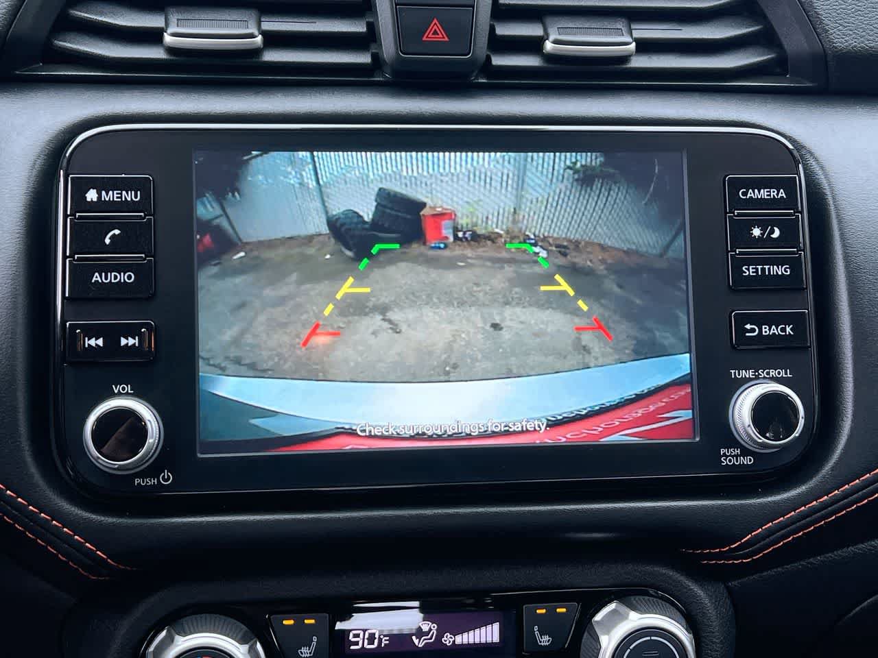 Used 2024 Nissan Versa SR FWD image 17
