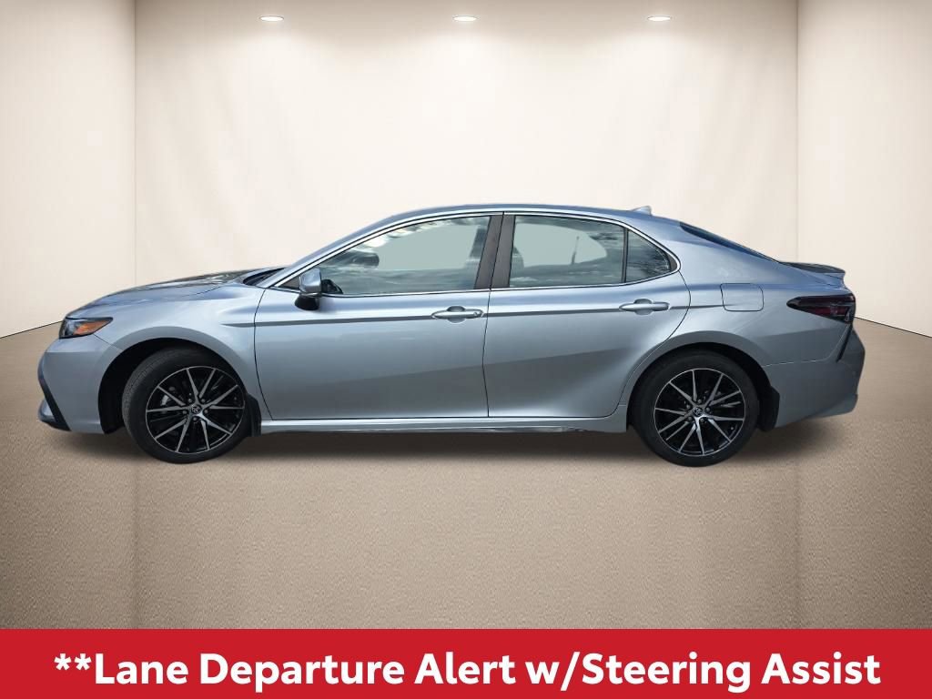 Used 2023 Toyota Camry SE w/ Convenience Package image 10