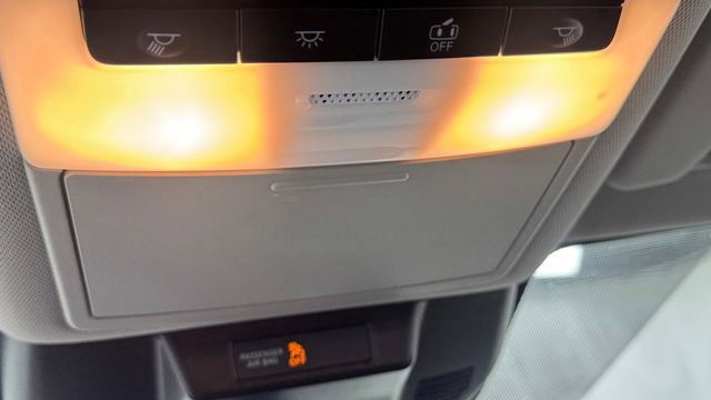 Certified 2022 Nissan Rogue SL w/ SL Premium Package FWD image 31