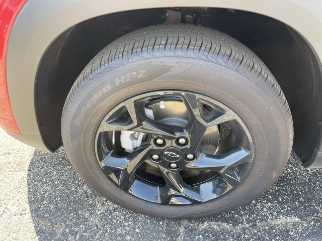 New 2026 Chevrolet Trax LT w/ Driver Confidence Package FWD image 10