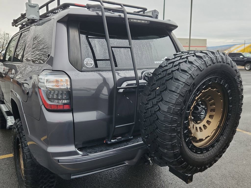 Used 2022 Toyota 4Runner TRD Sport image 14