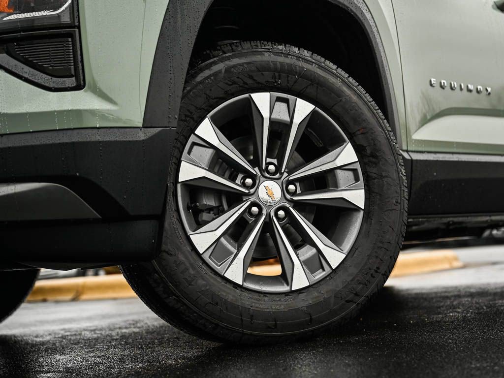 New 2026 Chevrolet Equinox LT w/ LPO, Floor Liner Package image 6